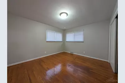 8829 Mockingbird Lane, Springfield Township, OH 45231 - Photo 16