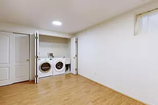 3918 Enterprise Cir, Colerain Township, OH 45252 - Photo 20