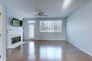 3918 Enterprise Cir, Colerain Township, OH 45252 - Photo 4