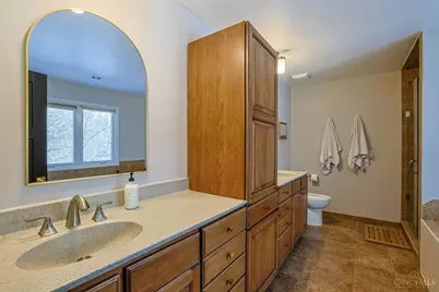 9986 Pond Woods Lane, Sharonville, OH 45241 - Photo 30