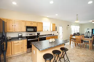 6323 Ashford Dr, Miami Township, OH 45140 - Photo 12