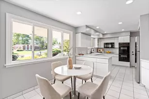 9528 Croton Dr, Montgomery, OH 45242 - Photo 6