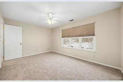 5149 Scarsdale Cove #61, Green Township, OH 45248 - Photo 18