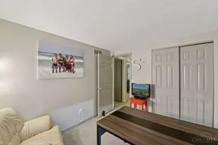 8819 Pembrooke St, Deerfield Township, OH 45039 - Photo 32