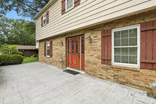 7392 Hunley Rd, Anderson Township, OH 45244 - Photo 2