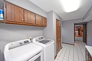 8736 Tiburon Dr, Cincinnati, OH 45249 - Photo 40