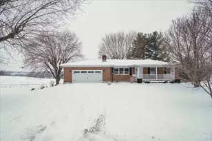 6825 Haggerty Rd, Liberty Twp, OH 45133 - Photo 2