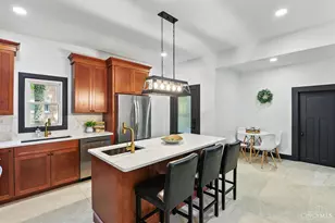 752 S Fred Shuttlesworth Cir, Cincinnati, OH 45229 - Photo 12