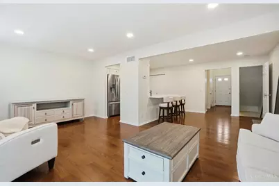 6872 Sandharbor Court, Hamilton Township, OH 45039 - Photo 10