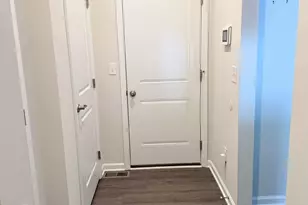 6017 Outlook Ct, Hamilton Township, OH 45152 - Photo 8