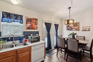 2979 Creekside Dr, Fairfield Township, OH 45011 - Photo 8