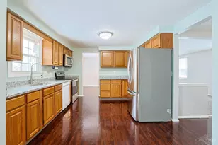 5563 Crestview Dr, Fairfield, OH 45014 - Photo 14