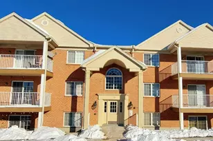 3383 Emerald Lakes Dr, Green Township, OH 45211 - Photo 6