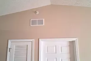 3383 Emerald Lakes Dr, Green Township, OH 45211 - Photo 10