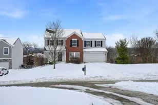 1102 Arbor Springs Dr, Hamilton, OH 45013 - Photo 2