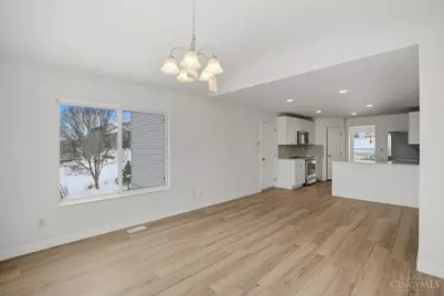 1102 Arbor Springs Drive, Hamilton, OH 45013 - Photo 14