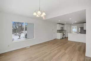 1102 Arbor Springs Dr, Hamilton, OH 45013 - Photo 14