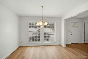 1102 Arbor Springs Dr, Hamilton, OH 45013 - Photo 16