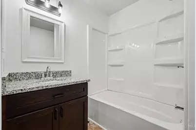 330 Macy Lane, Leesburg, OH 45135 - Photo 14