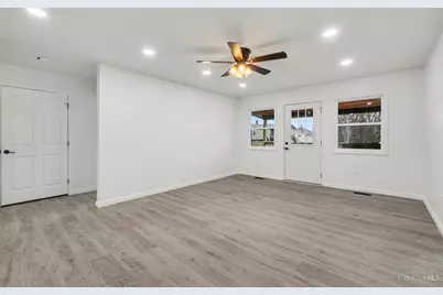 330 Macy Lane, Leesburg, OH 45135 - Photo 4