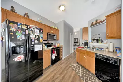 12139 Huntergreen Drive, Colerain Township, OH 45251 - Photo 8