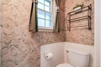 204 Brocdorf Drive, Wyoming, OH 45215 - Photo 20