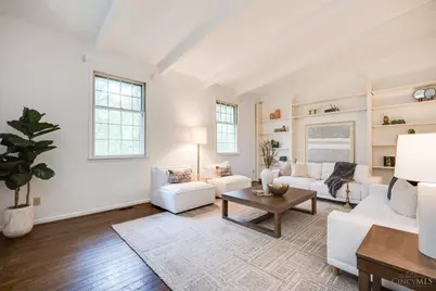 204 Brocdorf Drive, Wyoming, OH 45215 - Photo 8