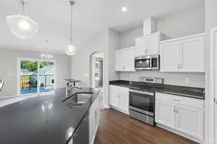 5870 Parkview Ln, Miami Township, OH 45150 - Photo 8