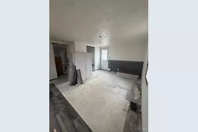 209 E Main Street, Blanchester, OH 45107 - Photo 14