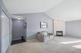 6289 Eagles Lake Dr, Cincinnati, OH 45248 - Photo 10