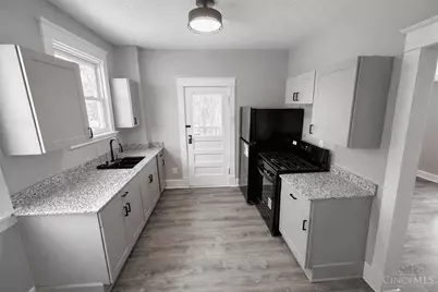 2550 Montana Avenue, Cincinnati, OH 45211 - Photo 8