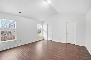 637 Ellen Dr, Union Township, OH 45255 - Photo 26