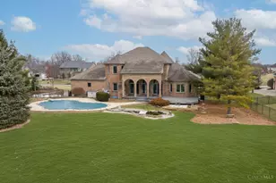 6580 Oasis Dr, Miami Township, OH 45140 - Photo 2