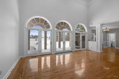 6580 Oasis Drive, Miami Township, OH 45140 - Photo 6