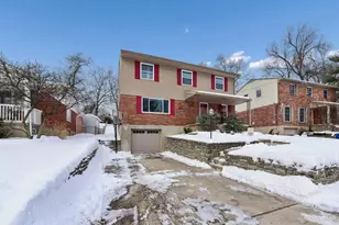 481 Viscount Dr, Delhi Township, OH 45238 - Photo 4