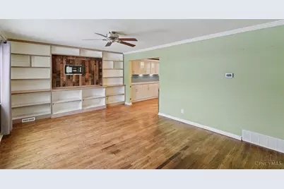 481 Viscount Drive, Delhi Township, OH 45238 - Photo 8