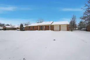 1573 Orchard Valley Dr, Miami Township, OH 45150 - Photo 2