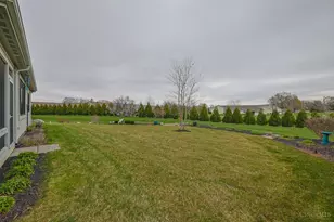 802 Pebble Pl, Tipp City, OH 45371 - Photo 40