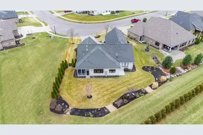 802 Pebble Place, Tipp City, OH 45371 - Photo 44