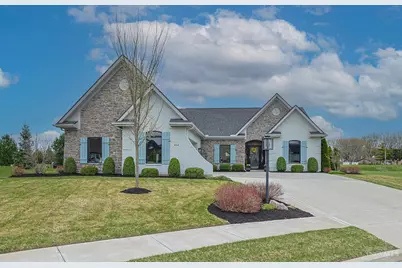 802 Pebble Place, Tipp City, OH 45371 - Photo 2