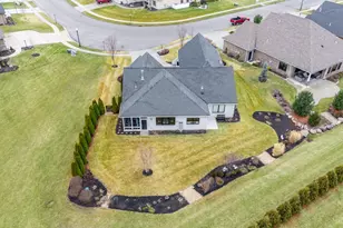 802 Pebble Pl, Tipp City, OH 45371 - Photo 52