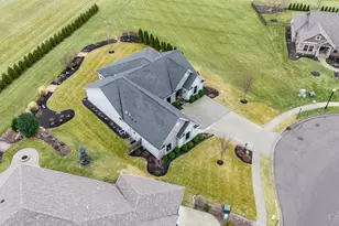 802 Pebble Pl, Tipp City, OH 45371 - Photo 54