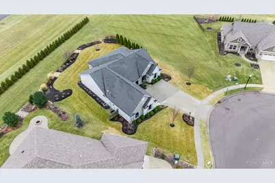 802 Pebble Place, Tipp City, OH 45371 - Photo 46