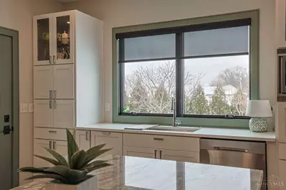 802 Pebble Place, Tipp City, OH 45371 - Photo 16