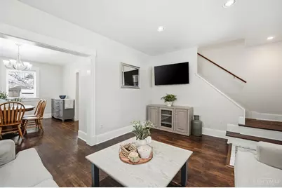 3902 Taft Avenue, Cheviot, OH 45211 - Photo 6