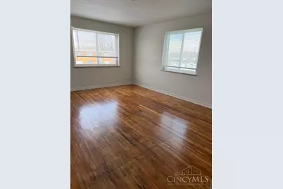 9496 Reading #4, Reading, OH 45215 - Photo 2