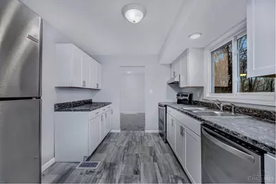 4284 Foley Road, Cincinnati, OH 45238 - Photo 12