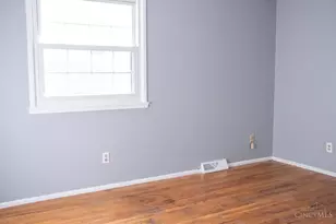 10737 Silverbrook Dr, Springfield Township, OH 45240 - Photo 22