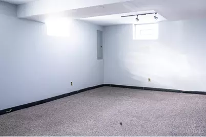 10737 Silverbrook Drive, Springfield Township, OH 45240 - Photo 12