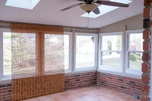 10737 Silverbrook Dr, Springfield Township, OH 45240 - Photo 8